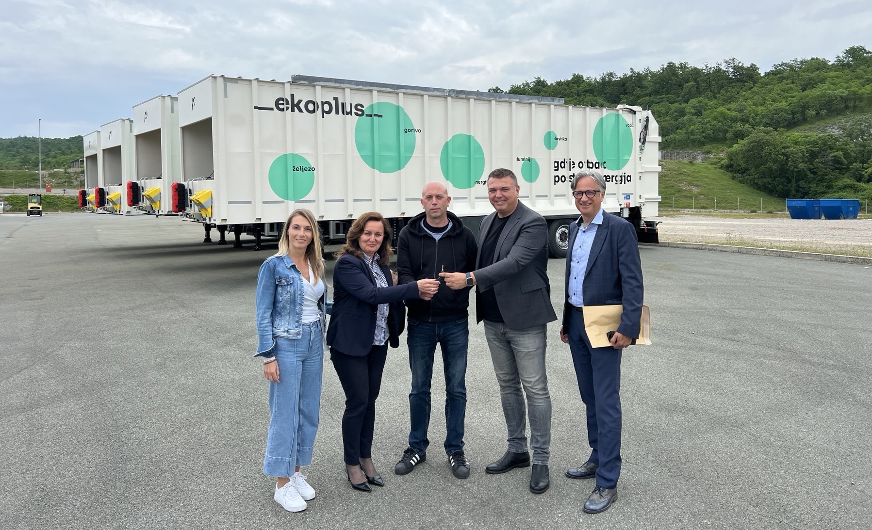 ekoplus nove poluprikolice